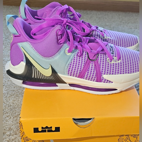 Lebron Witness VII - Picture 5 of 7